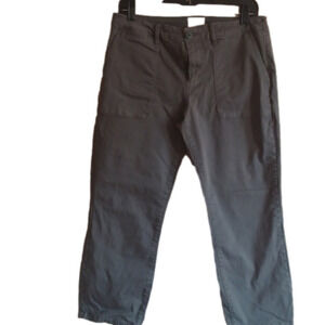 𝅺sanctuary  Cargo style  pants. Size 28. Olive green. May be cropped?